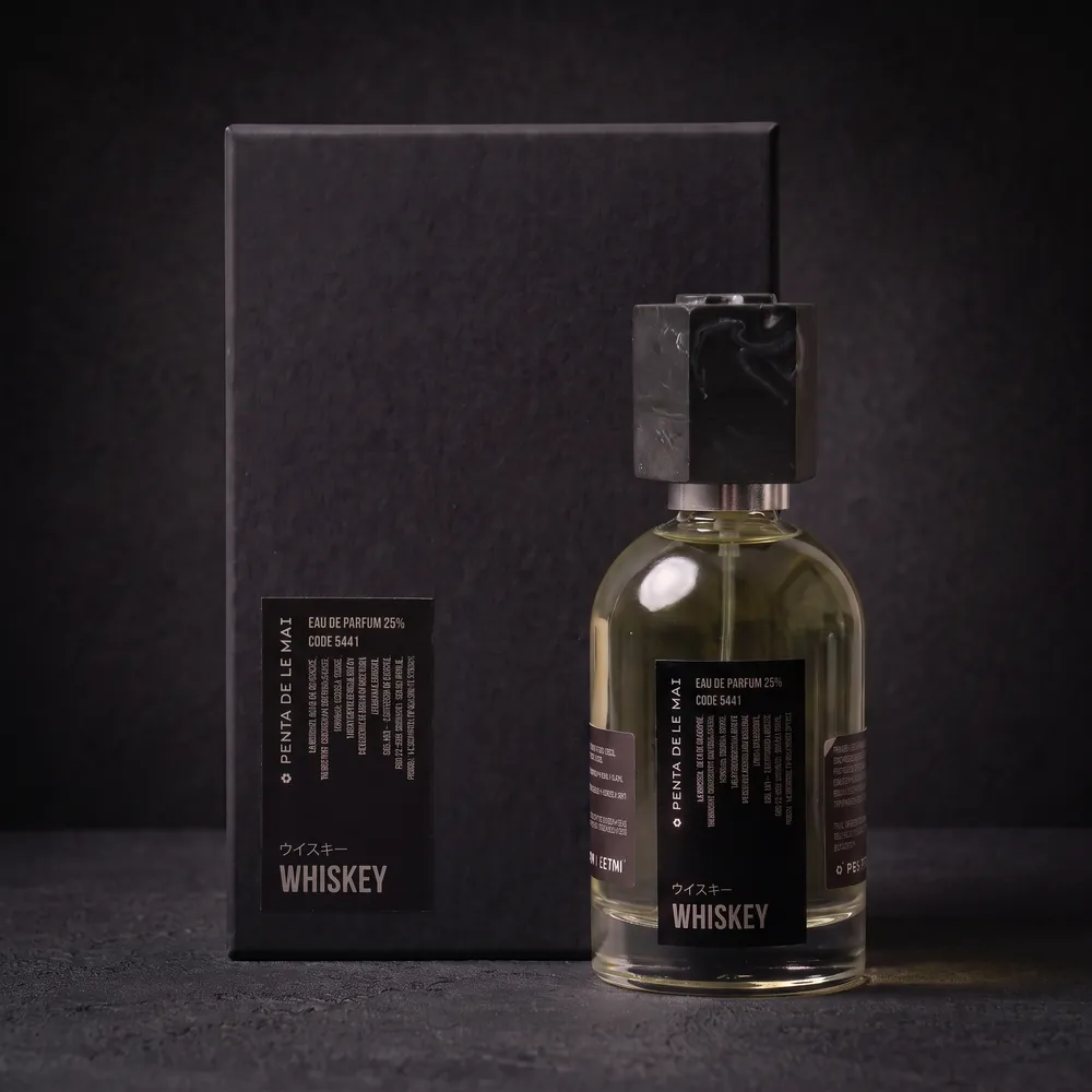 Nước hoa Rượu Whiskey | Lê Mai